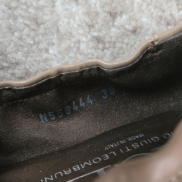 AGL Tan and Black Leather Flats - Picture 8 of 10